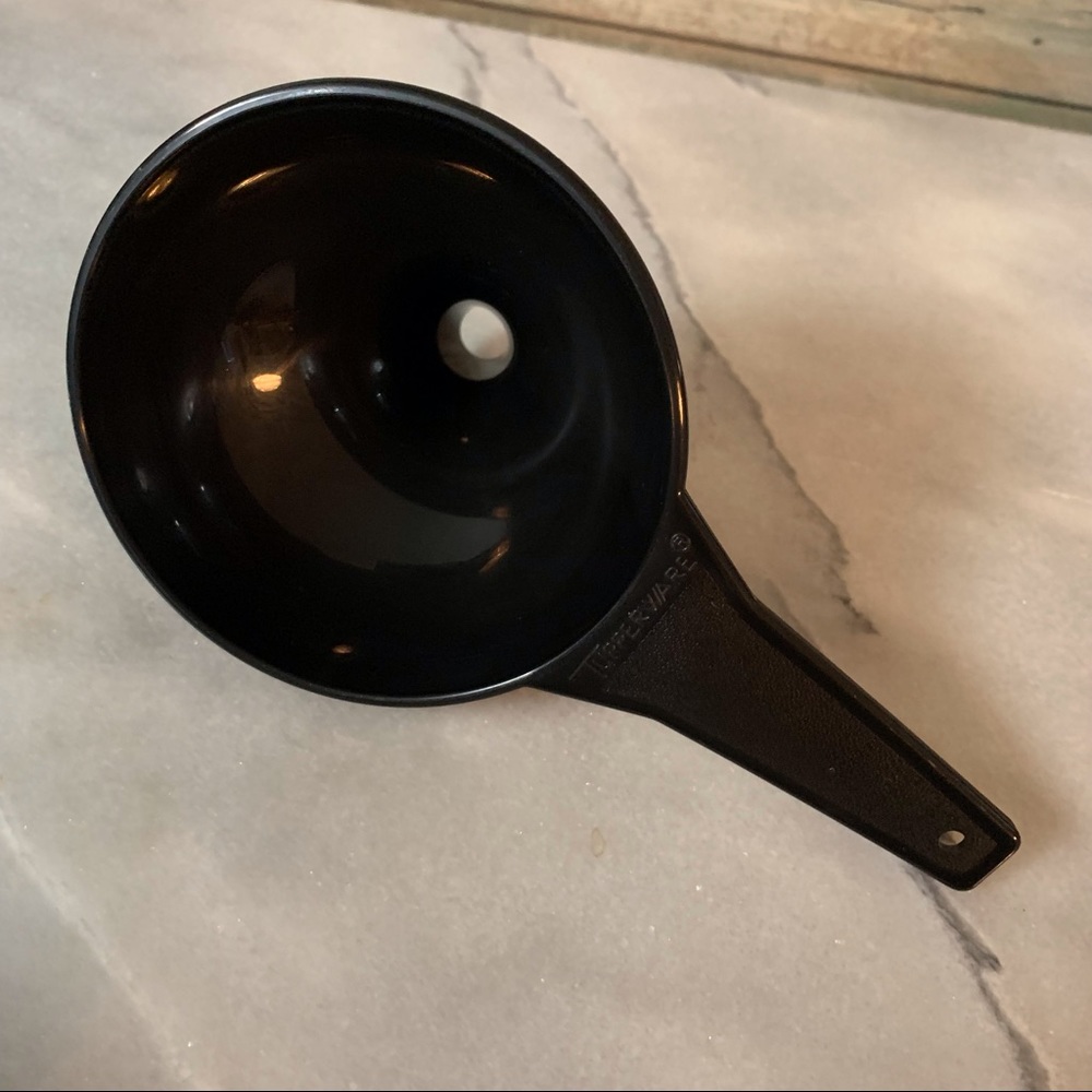 Tupperware Funnel New - Picture 4 of 5